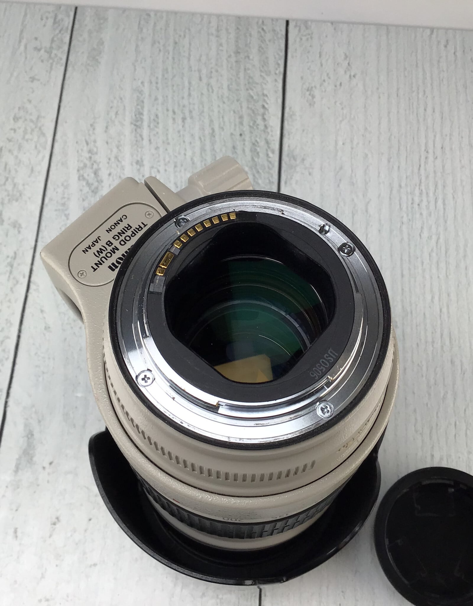 CANON Canon EF 70-200mm f2.8 L IS Lens Used Good