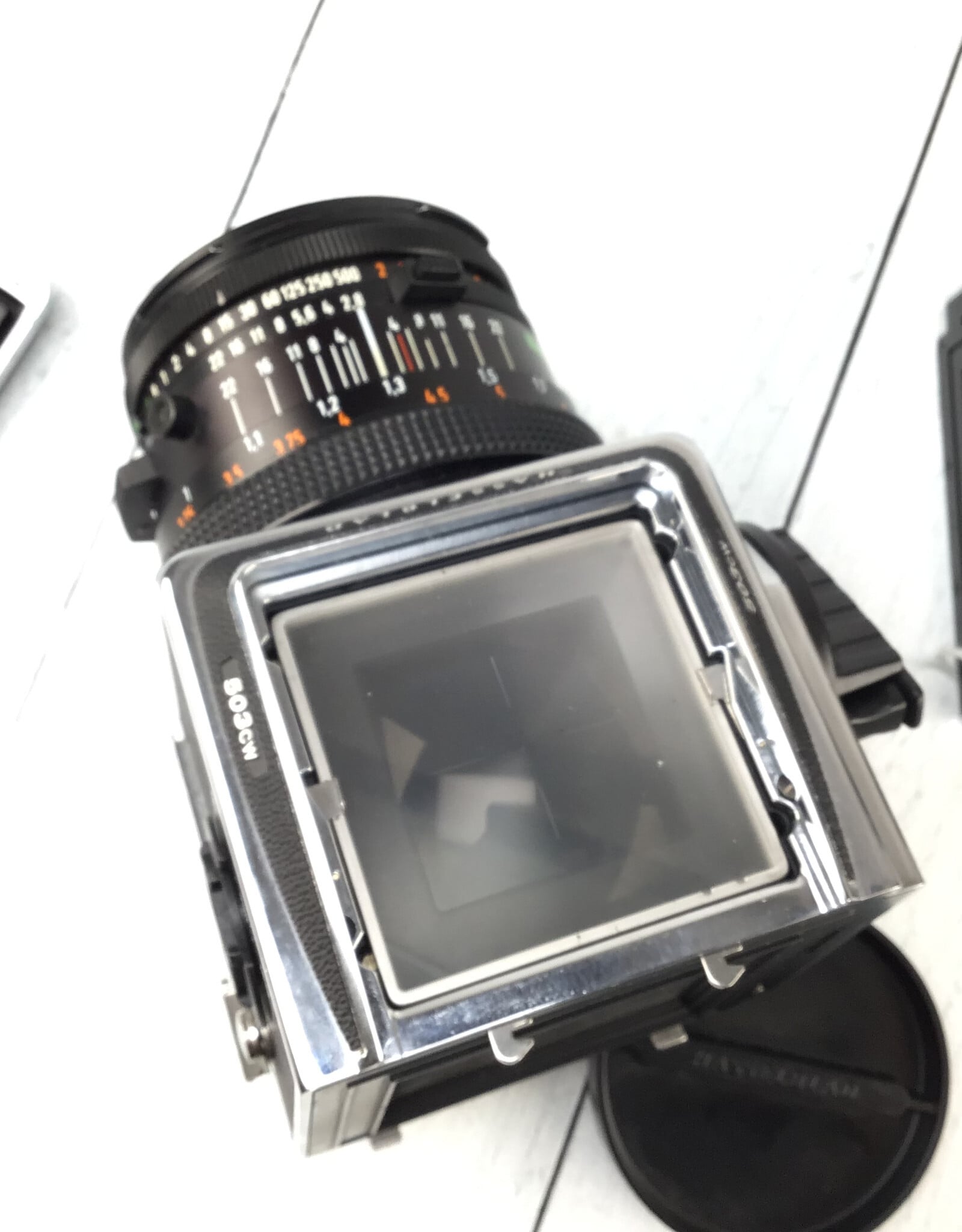 Hasselblad Hasselblad 503CW Camera w/ 80mm CF, 120 Back, Waist Level Used Good