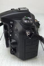 NIKON Nikon D7100 Camera Body Used Good