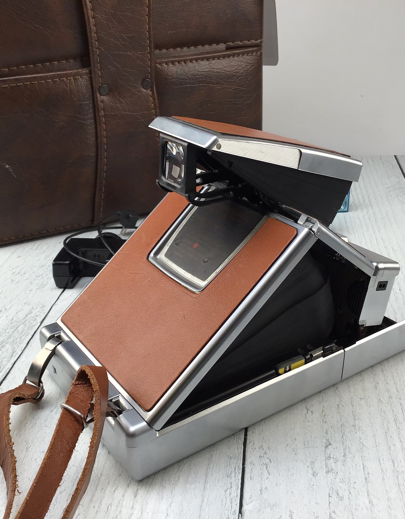 POLAROID Polaroid SX-70 Alpha 1 w/ Leather Case Used Fair