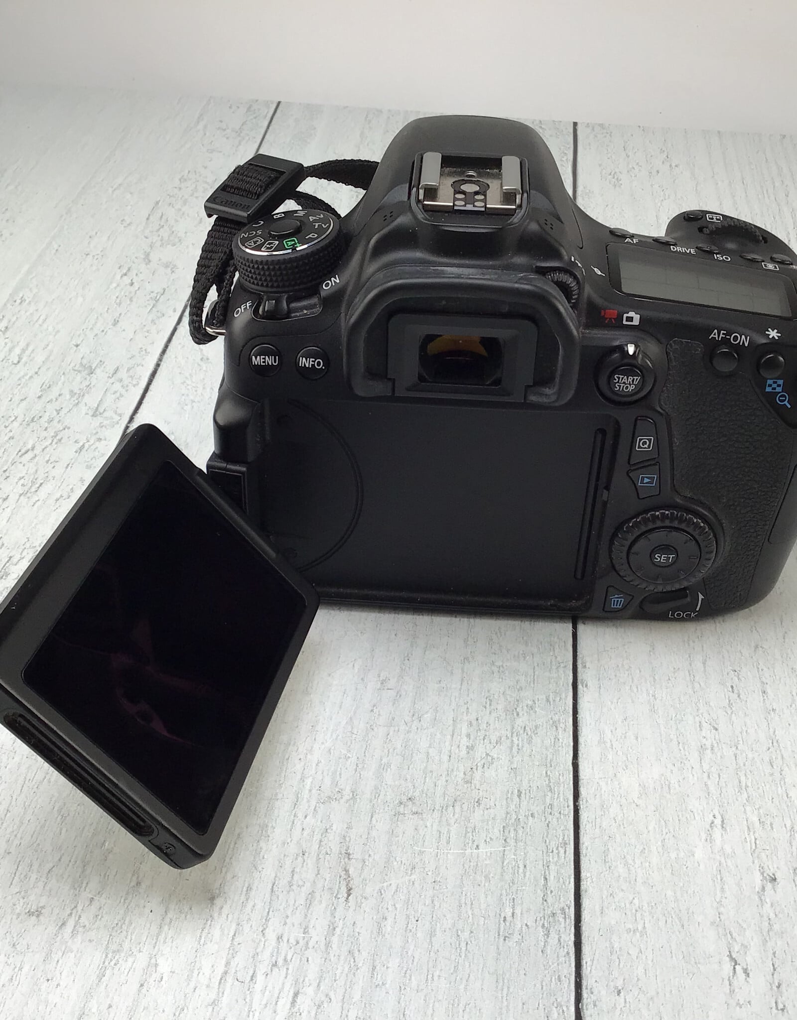 CANON Canon EOS 70D Camera Body Used Good