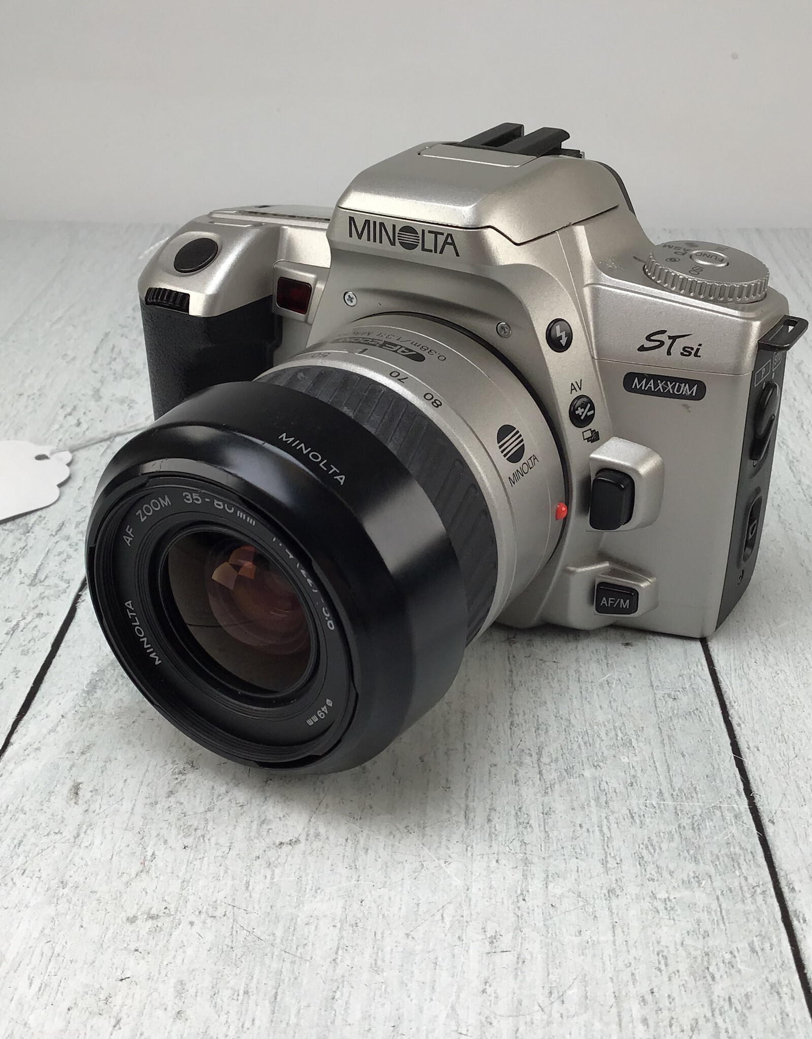 Minolta Minolta Maxxum STsi w/35-80mm camera Used Good