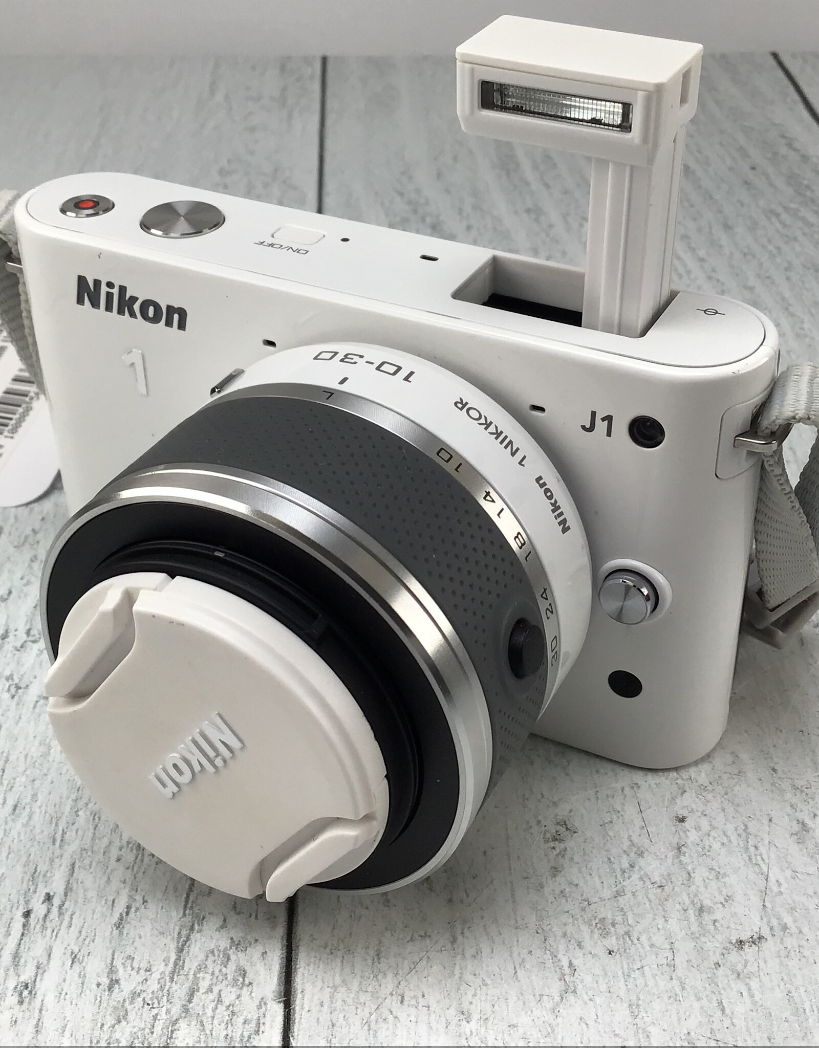 NIKON Nikon 1 J1 Camera w/10-30mm Used Good