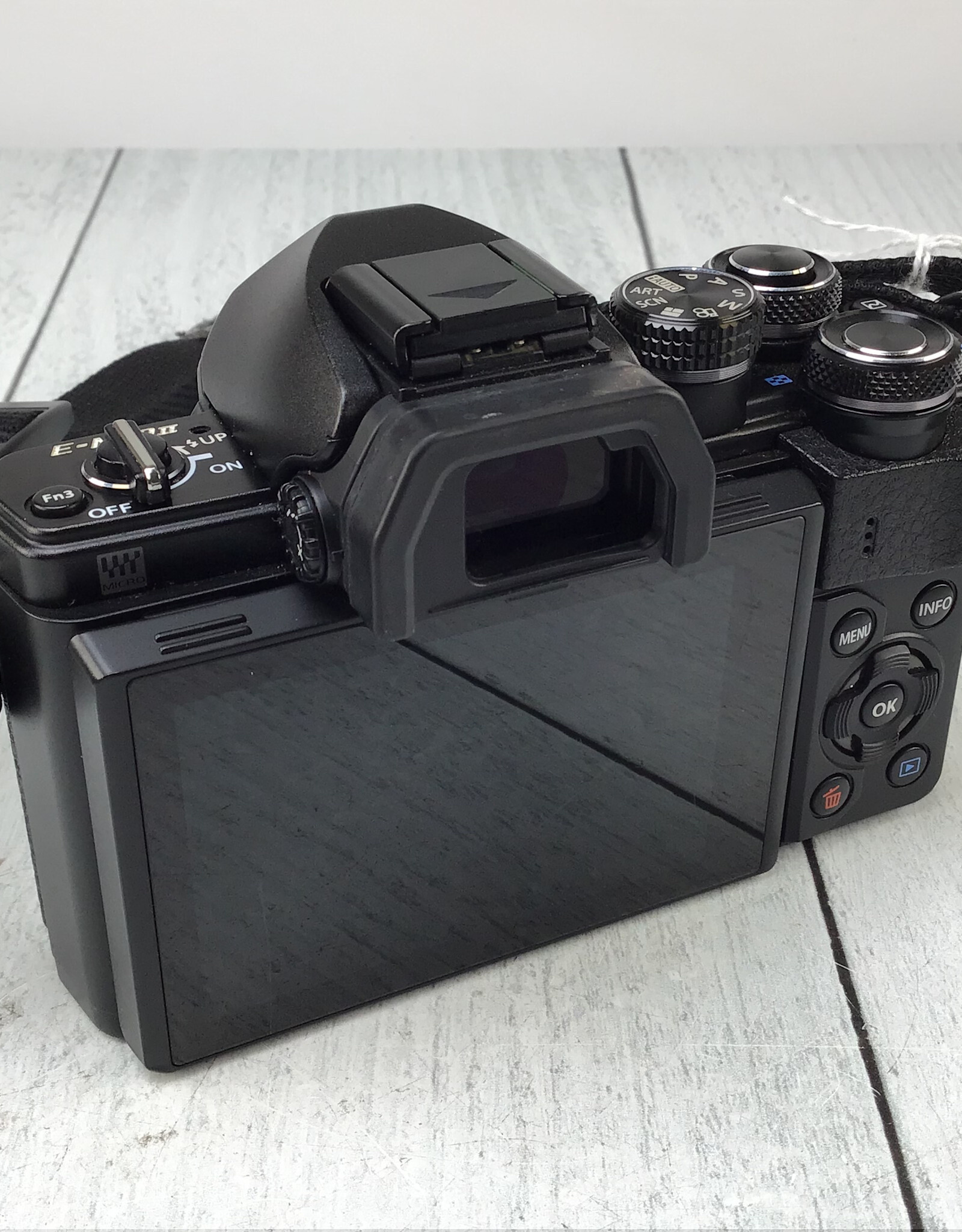 OLYMPUS Olympus E-M10 Mark II Camera Used Good