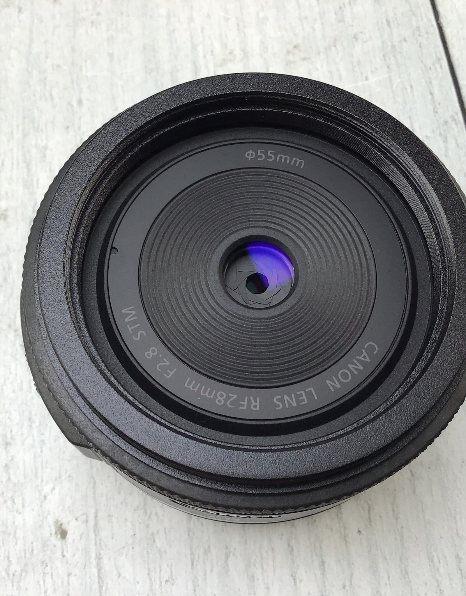 CANON Canon RF 28mm f2.8 STM Lens in Box Used EX