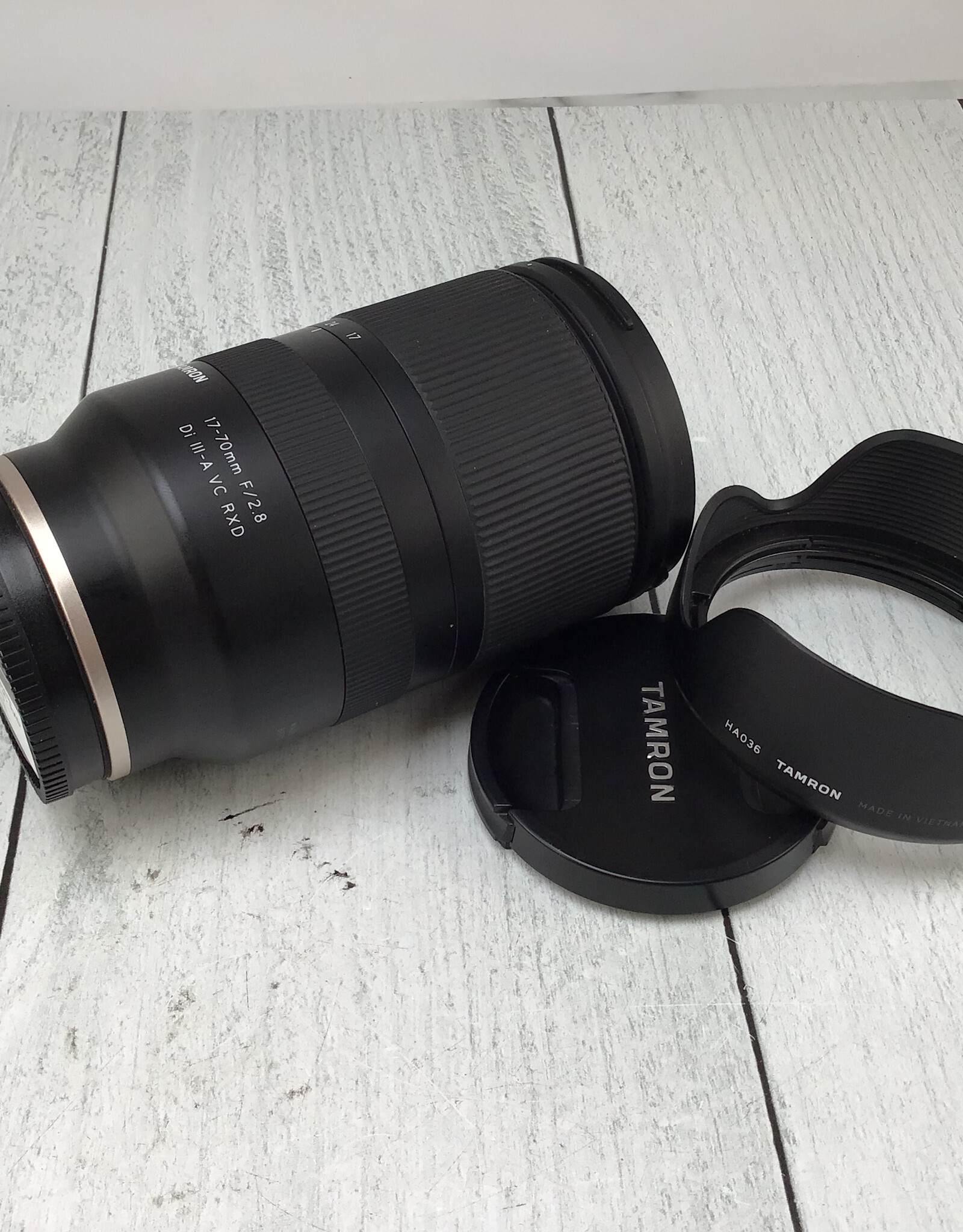 TAMRON Tamron 17-70mm f2.8 Di III-A VC RXD Lens for Sony Used Good