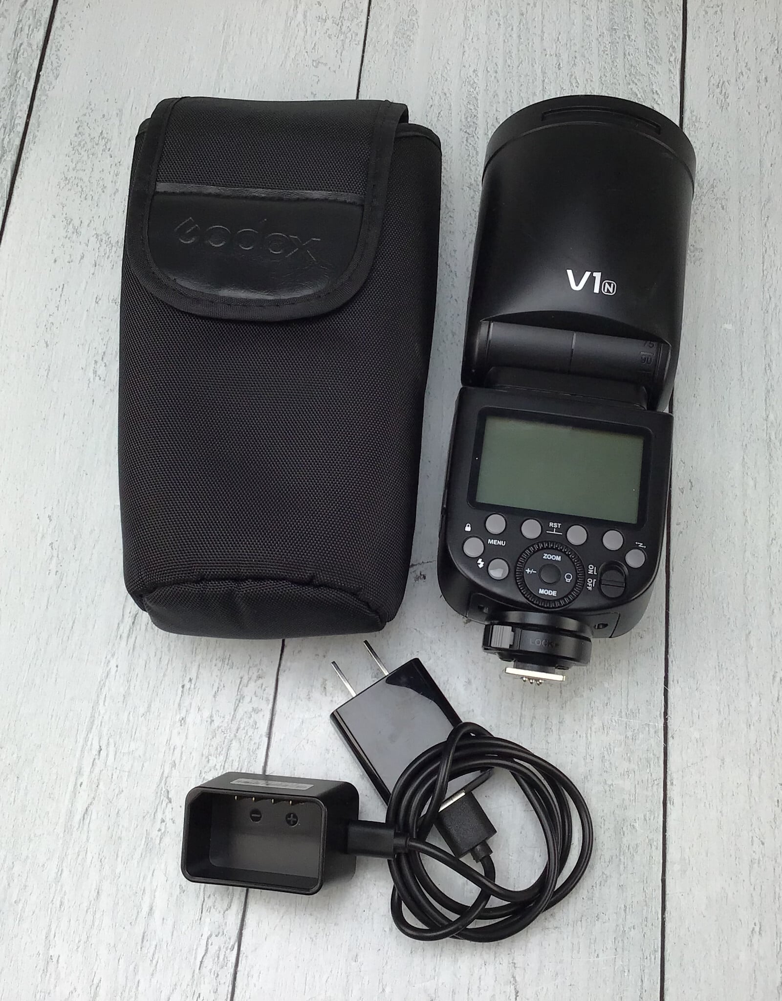 GODOX Godox V1N Flash for Nikon Used Good