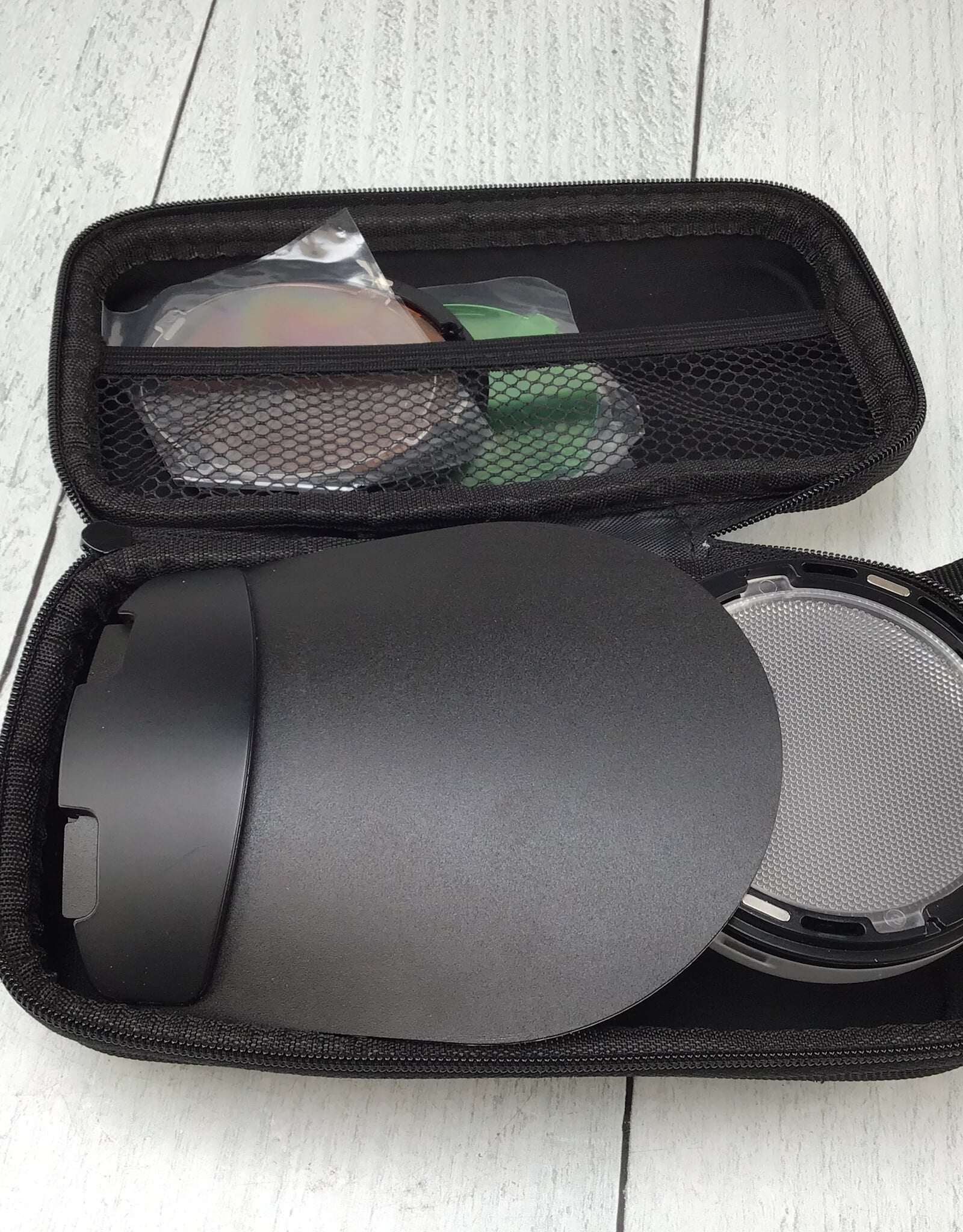 GODOX Godox Round Head Flash Diffuser Kit Used Good