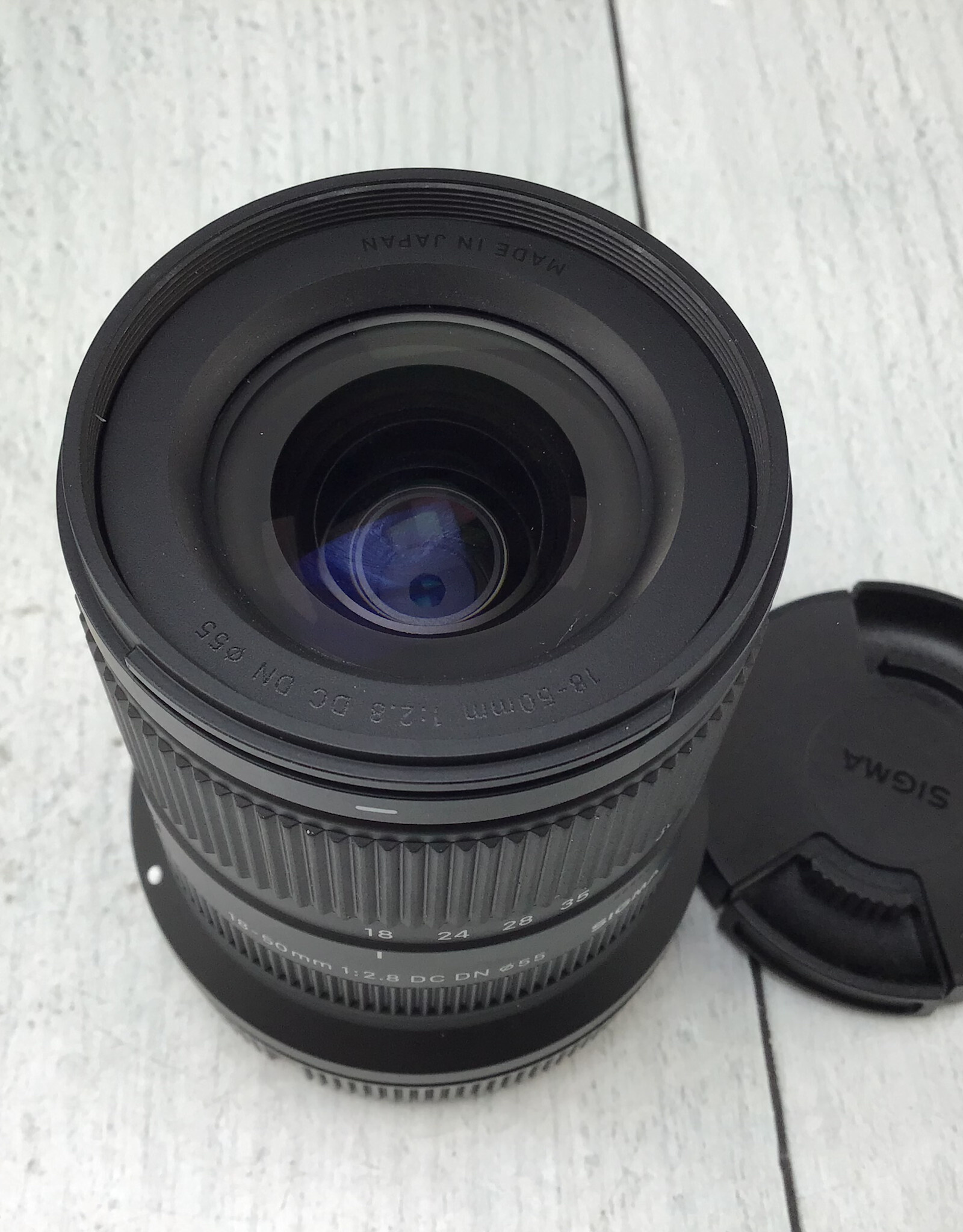 SIGMA Sigma 18-50mm f2.8 DC DN Lens for Canon RF Used EX