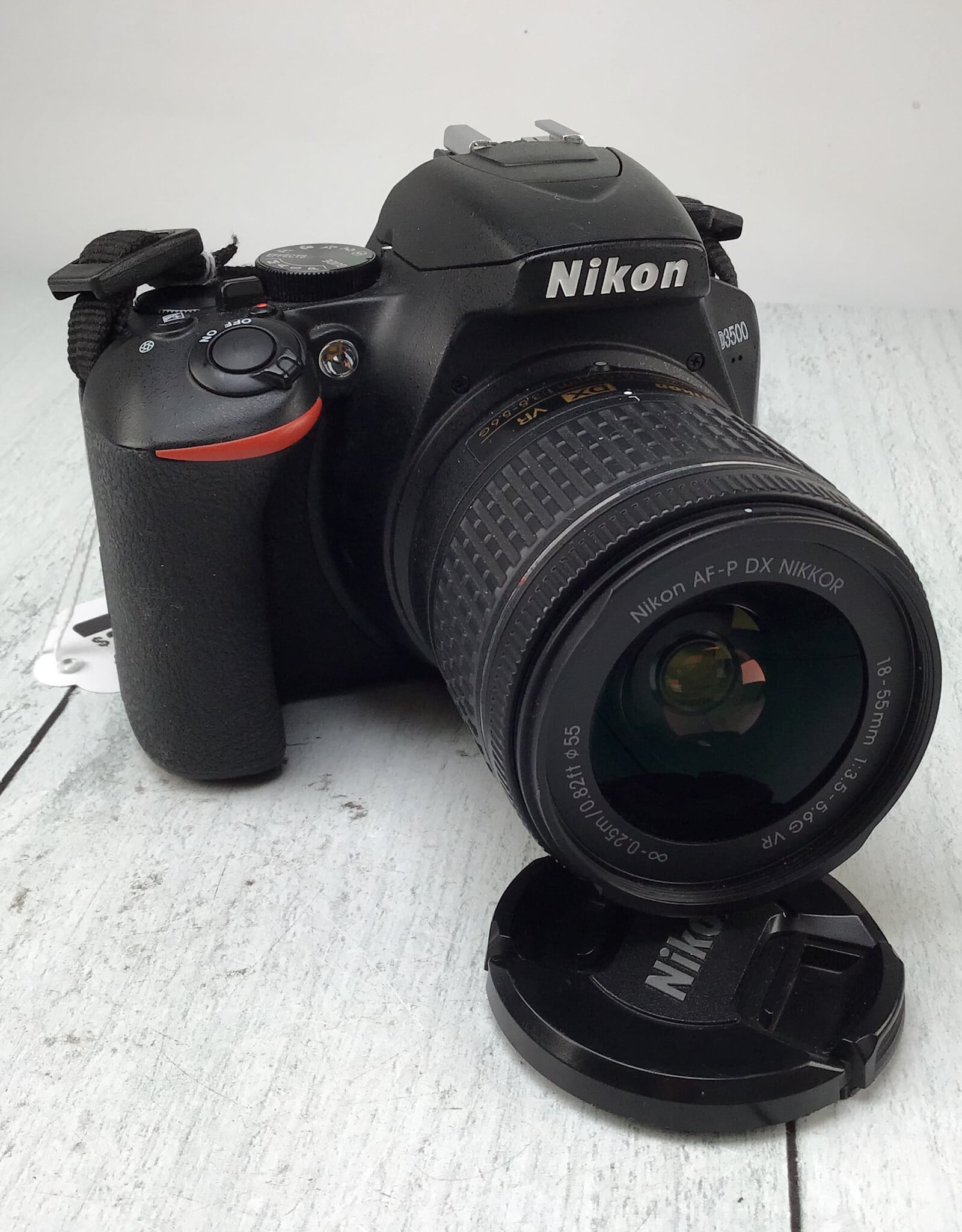 NIKON Nikon D3500 Camera w/ AF-P 18-55mm VR Used Good