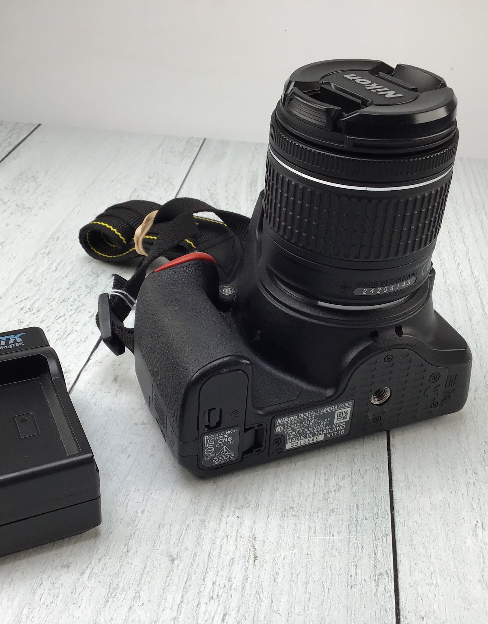 NIKON Nikon D3500 Camera w/ AF-P 18-55mm VR Used Good