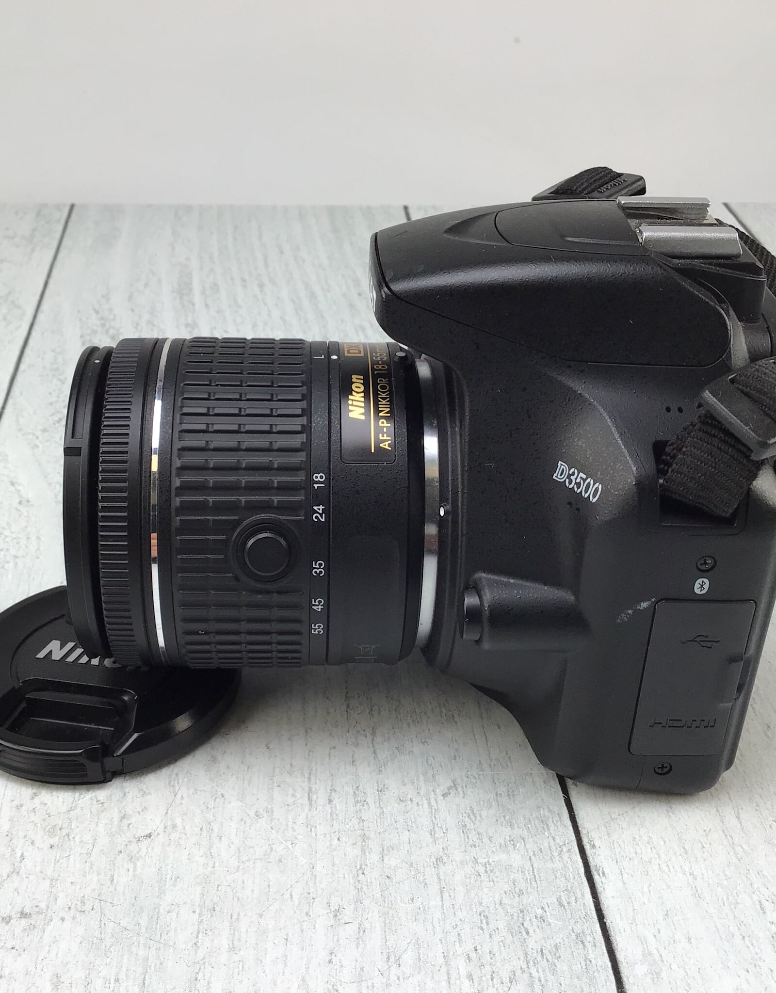 NIKON Nikon D3500 Camera w/ AF-P 18-55mm VR Used Good