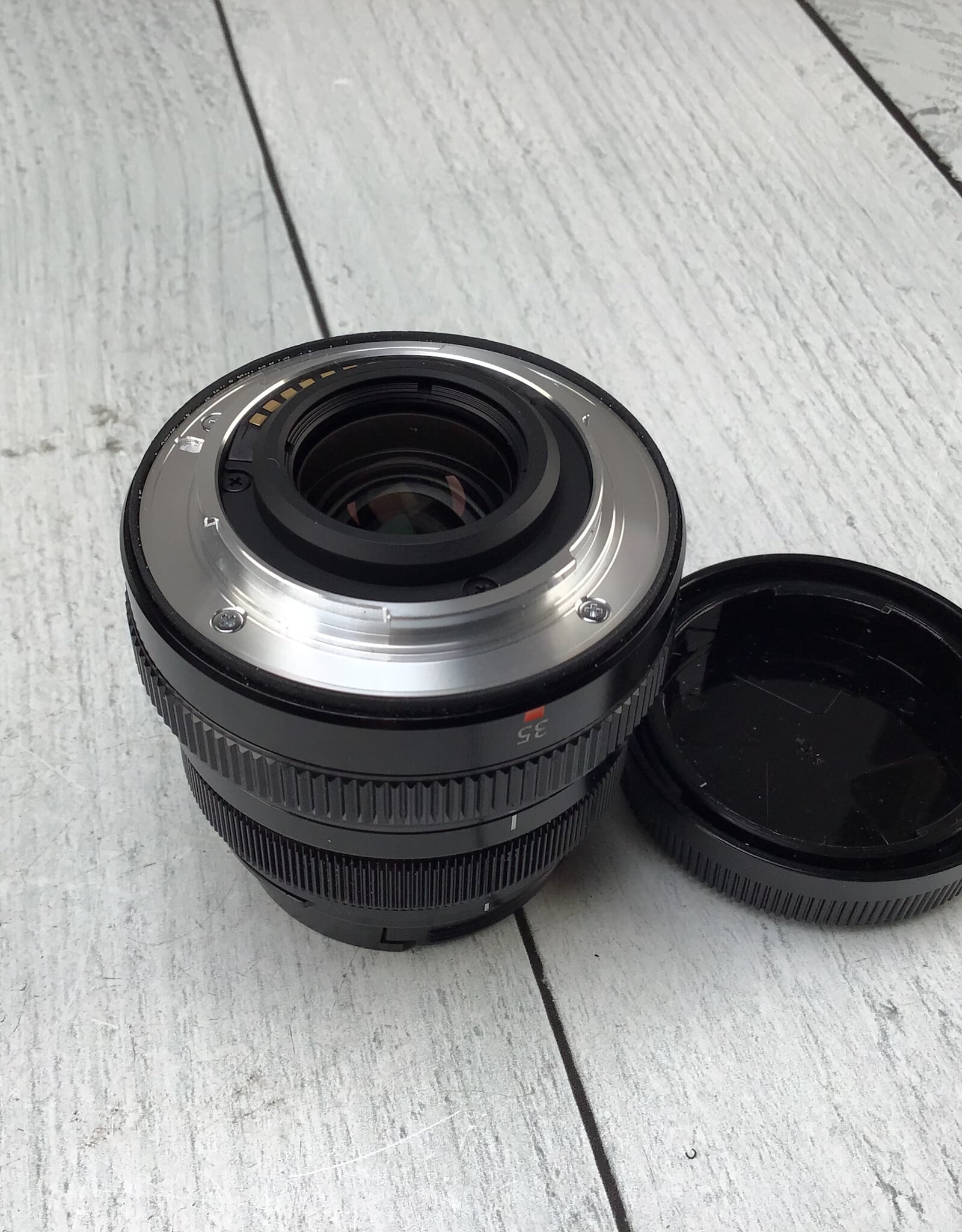 FUJI Fuji Super EBC XF 35mm f2 WR Lens in Box Used Good