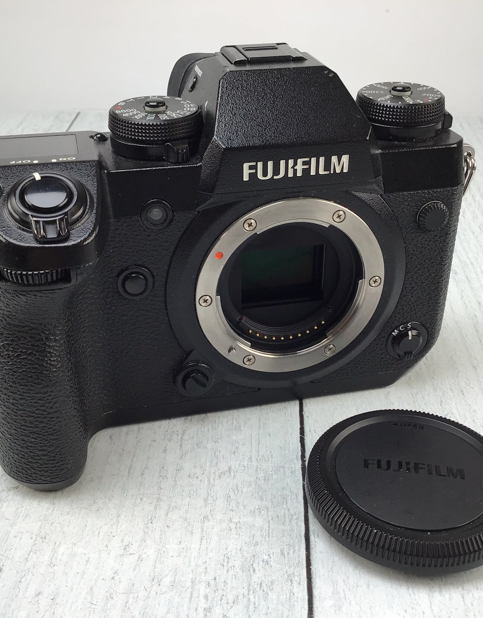 FUJI Fuji X-H1 Camera Body Used Fair