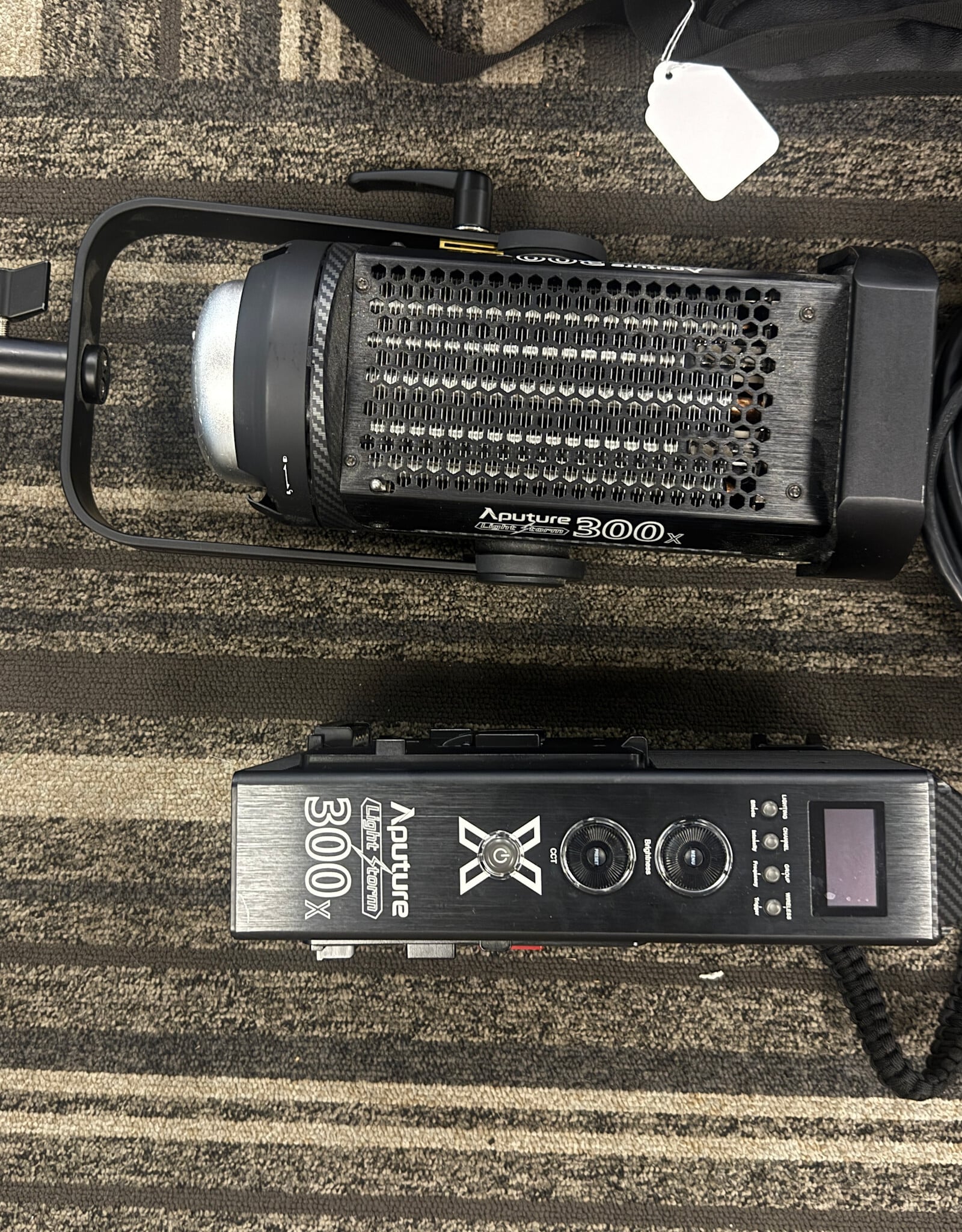 Aputure Aputure Light Storm 300X LED Light in Case Used Good
