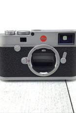 Leica Leica M10-R Camera Body Silver Chrome Finish 20 003 in Box Used Good