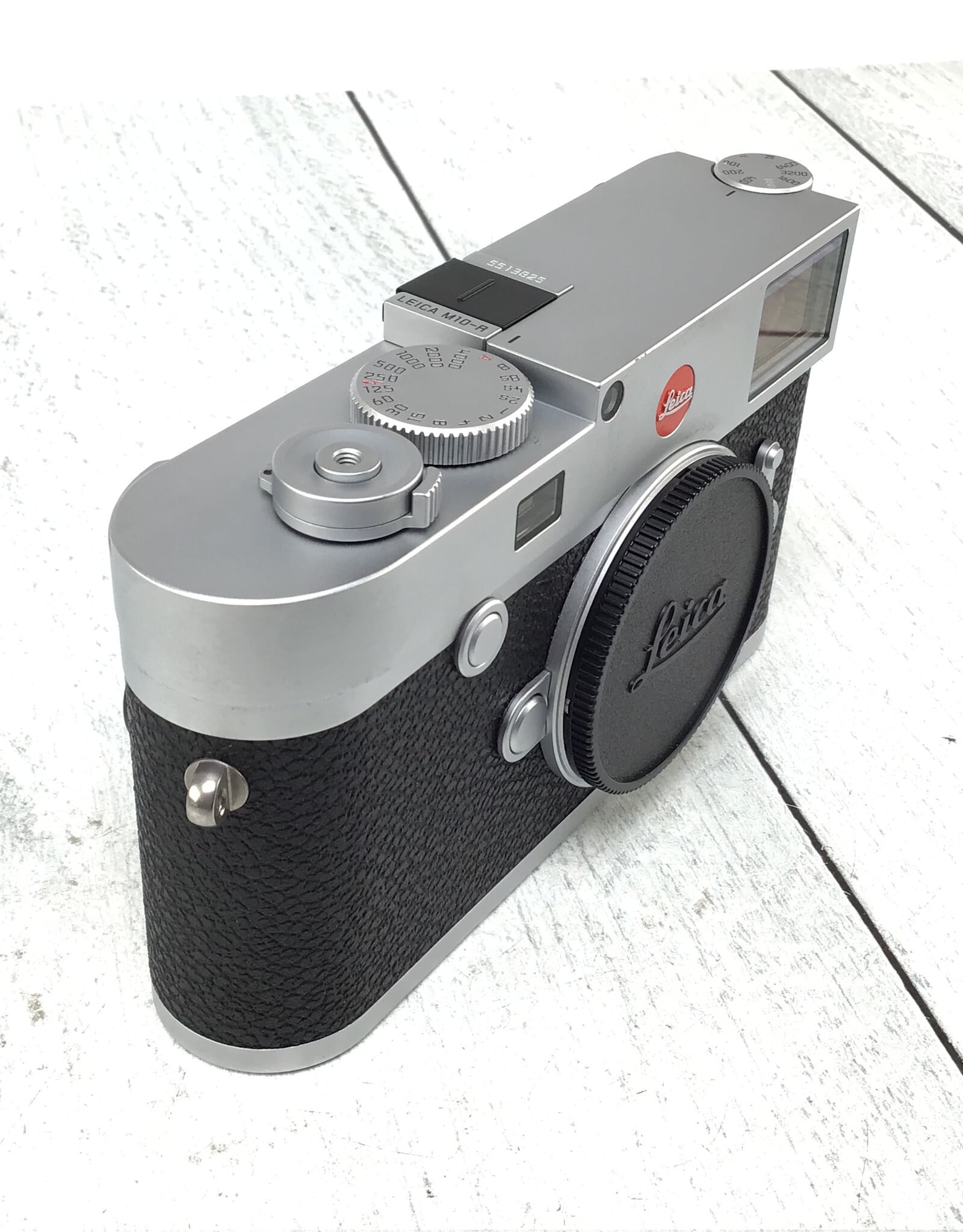 Leica Leica M10-R Camera Body Silver Chrome Finish 20 003 in Box Used Good