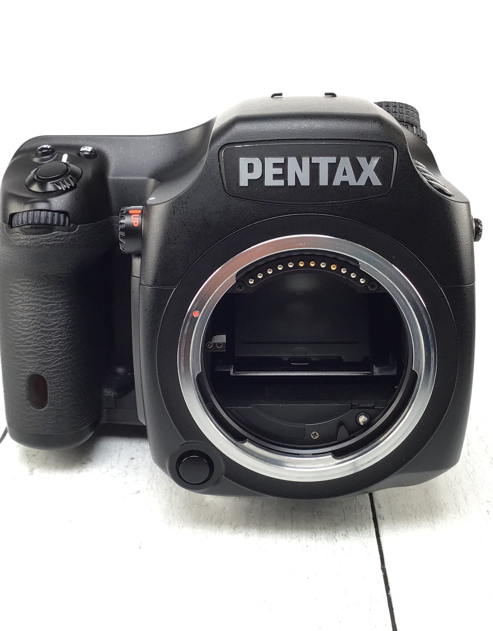 Pentax Pentax 645D Camera w/ 55mm f2.8 Used Good