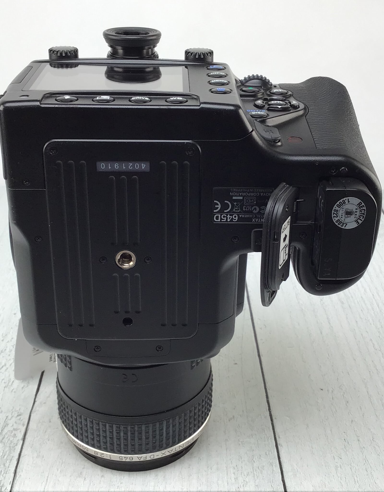 Pentax Pentax 645D Camera w/ 55mm f2.8 Used Good