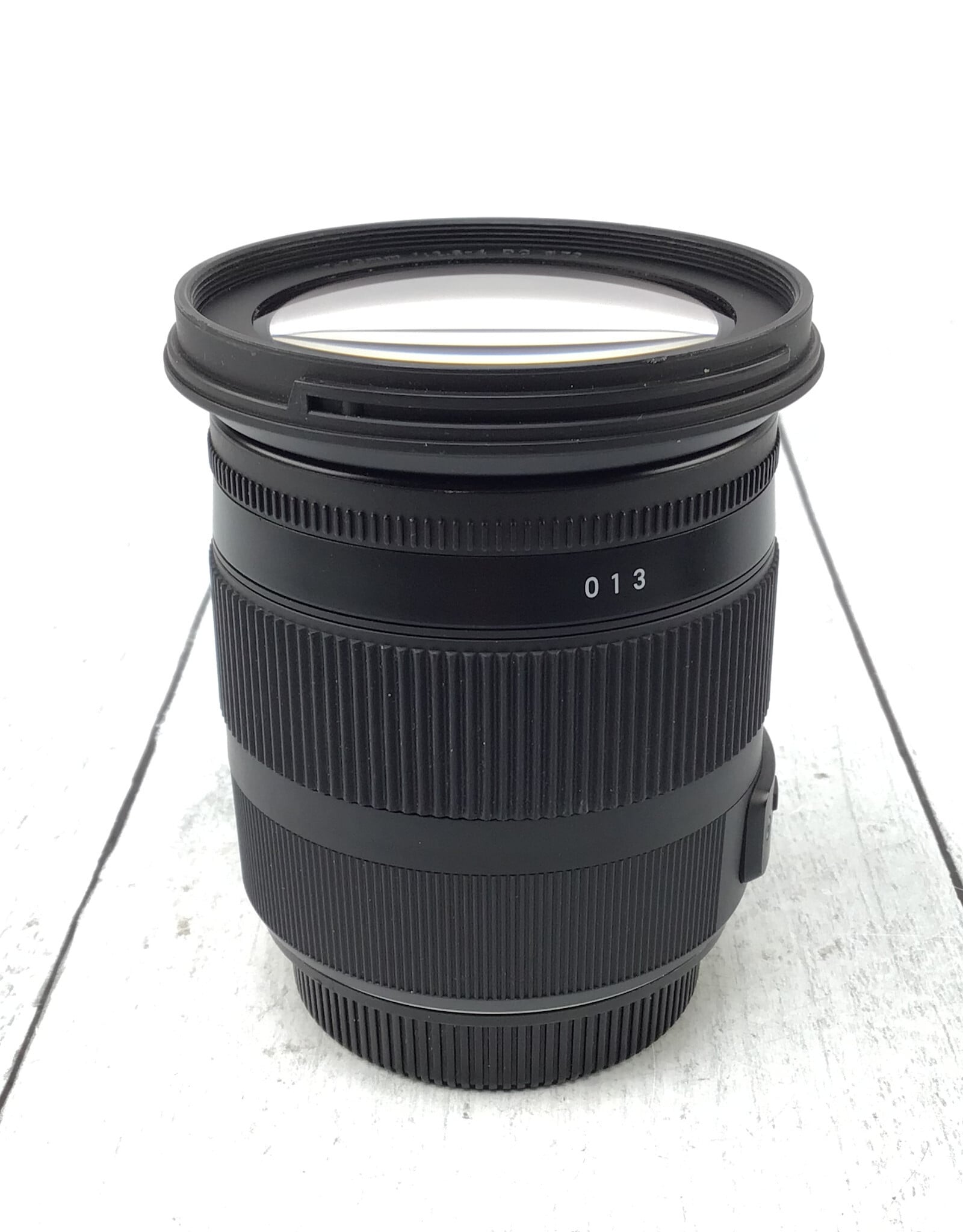 SIGMA Sigma 17-70mm f2.8-4 DC Lens for Canon EF Used Good