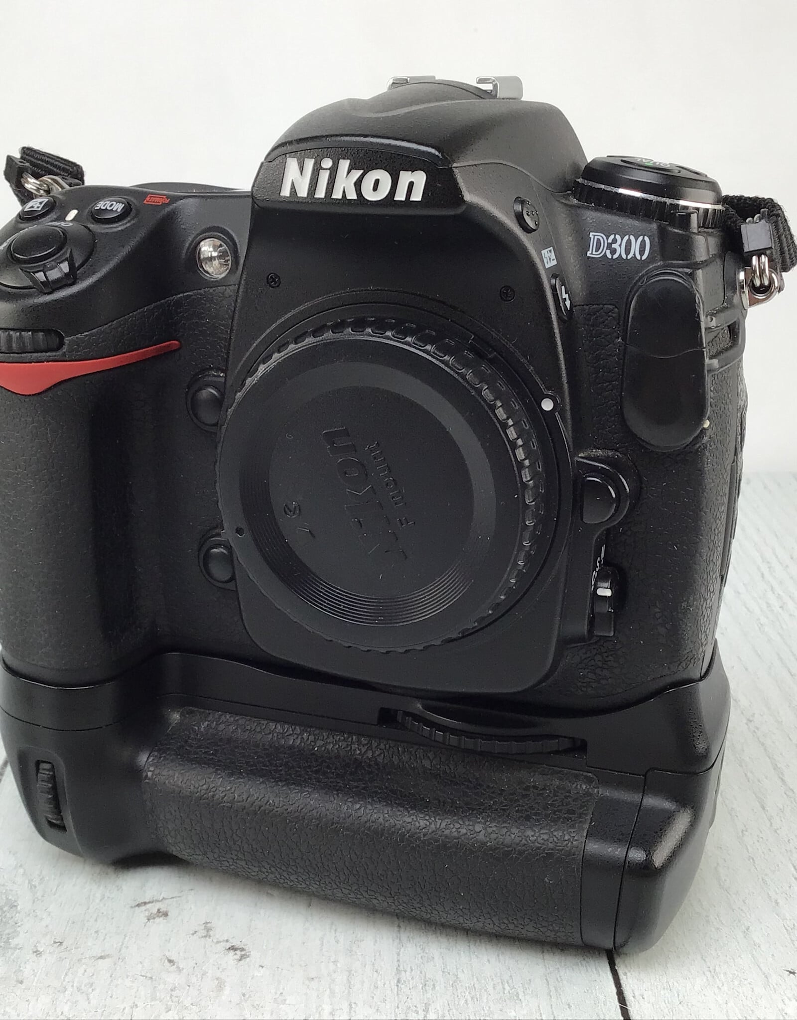 NIKON Nikon D300 Camera w/ MB-D10 Grip Used Fair