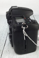 NIKON Nikon D7000 Camera Body No Charger Shutter Count 4950 Used Good