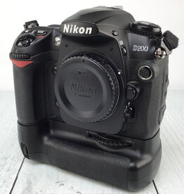 NIKON Nikon D200 Camera w/ MB-D200 Grip Used Good