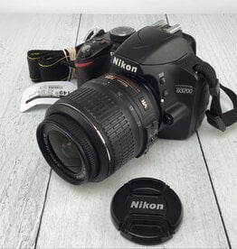 NIKON Nikon D3200 w/18-55mm  Camera Used Good