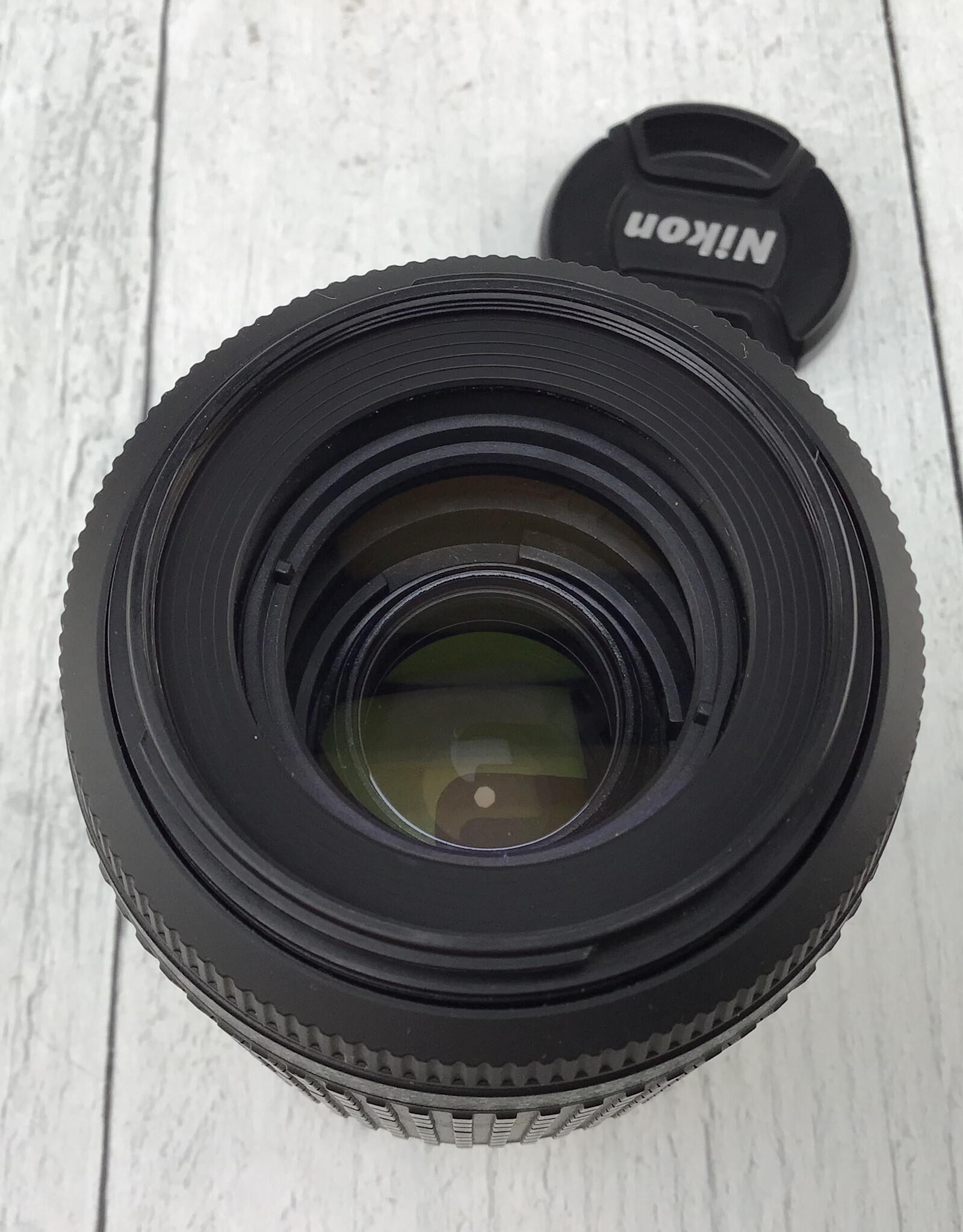 NIKON Nikon AF-S Nikkor 55-200mm f4-5.6 G VR Lens Used Good