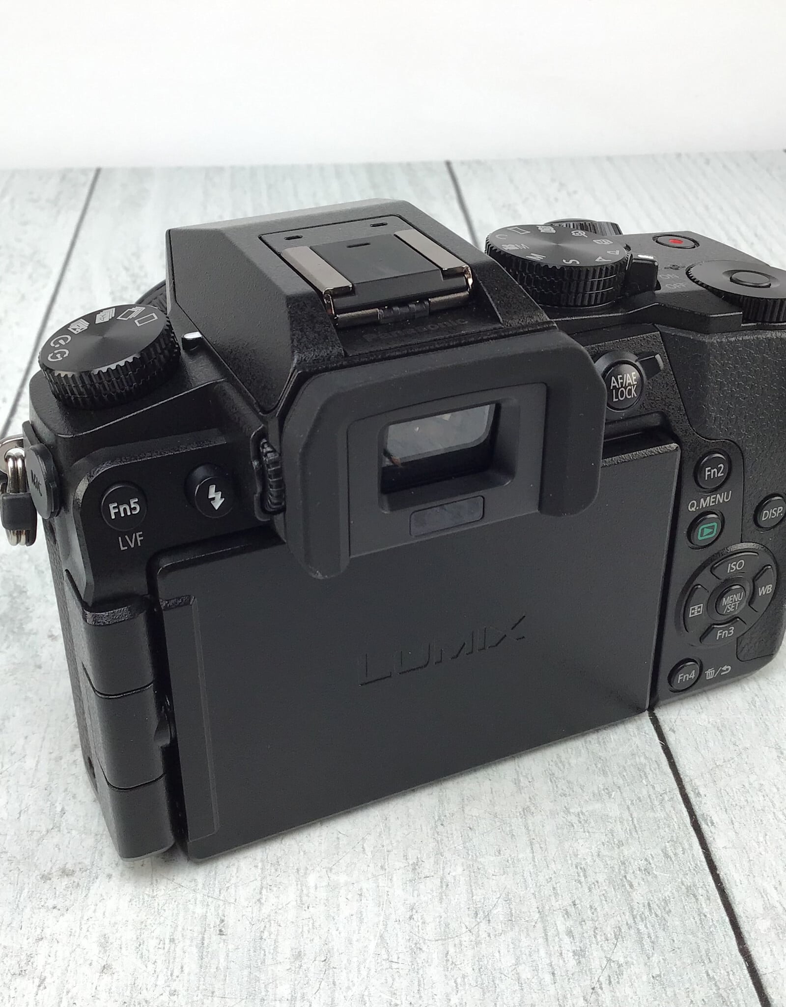 PANASONIC Panasonic Lumix G7 Camera w/ 14-42mm Used Good