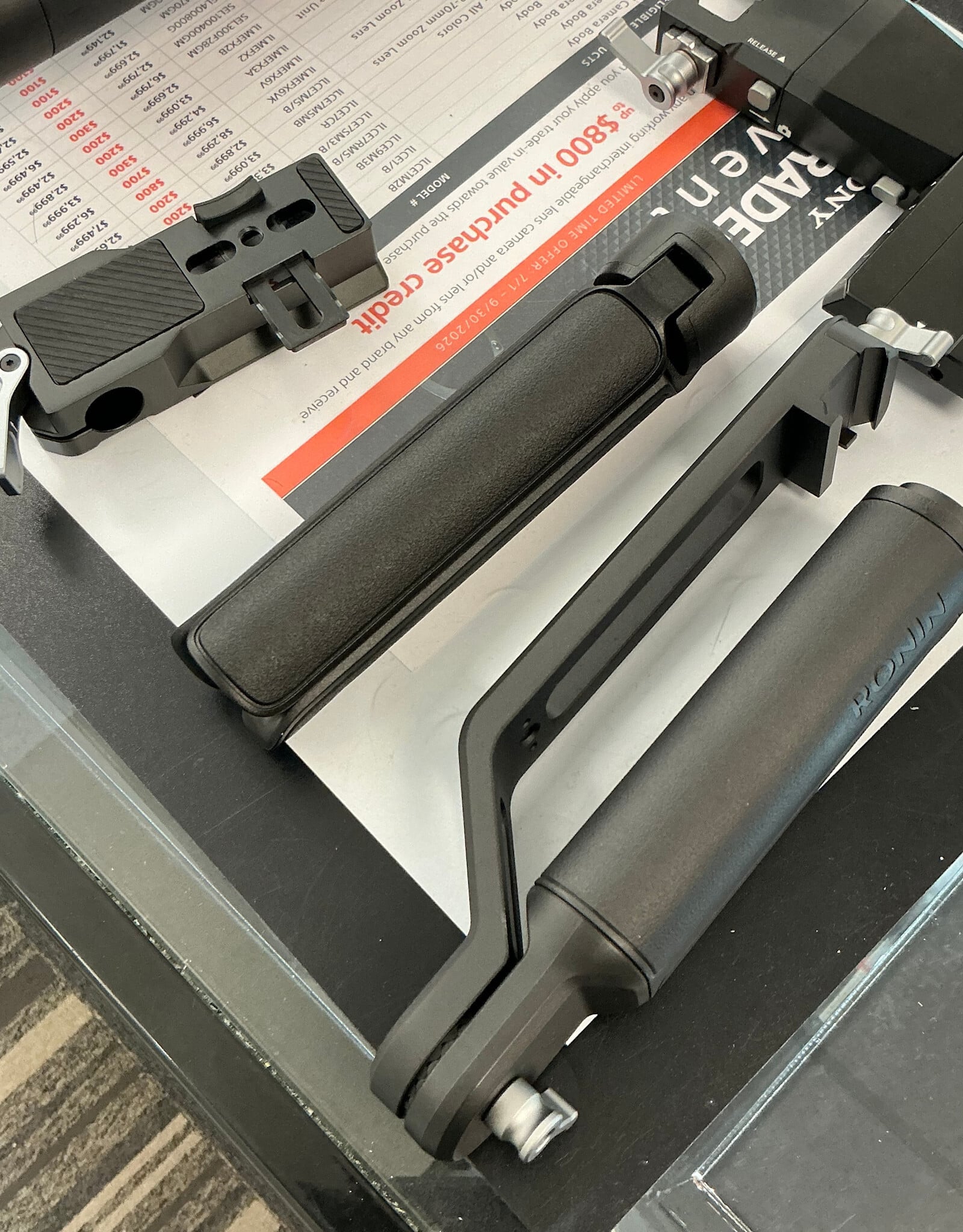 DJI DJI RS 4 Combo Gimbal Stabilizer in Case Used Good