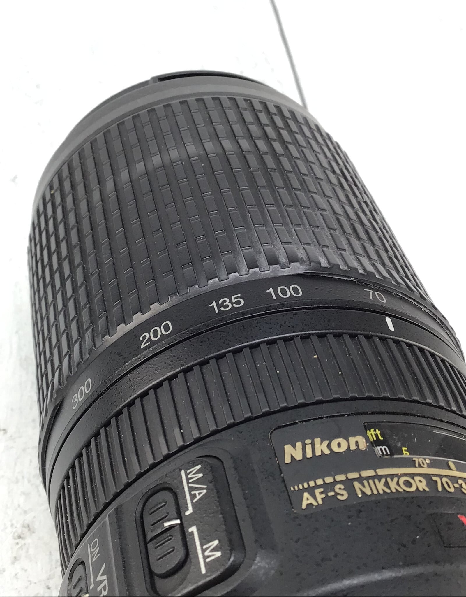 NIKON Nikon AF-S  70-300mm f4.5-5.6 G VR Lens Used Fair
