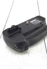 NIKON Nikon MB-D14 Battery Grip for Nikon D610 Used Good