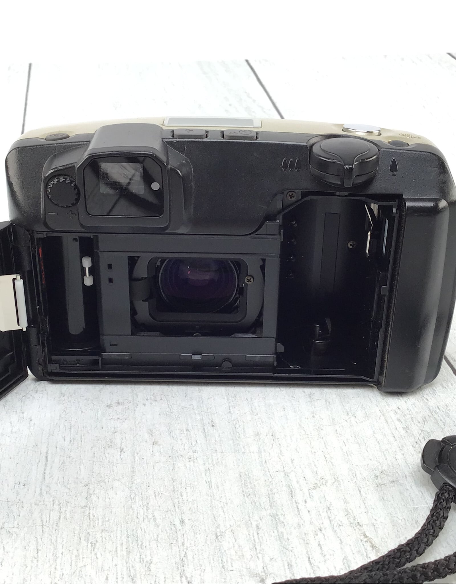 Pentax Pentax IQZoom 105G Film Camera Used Fair