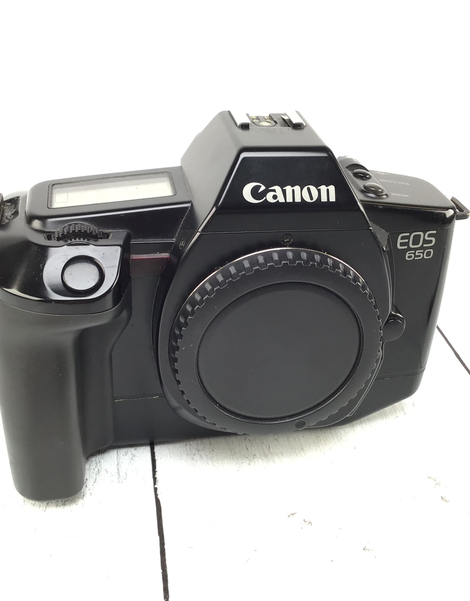 CANON Canon EOS 650 Film Camera Used Good
