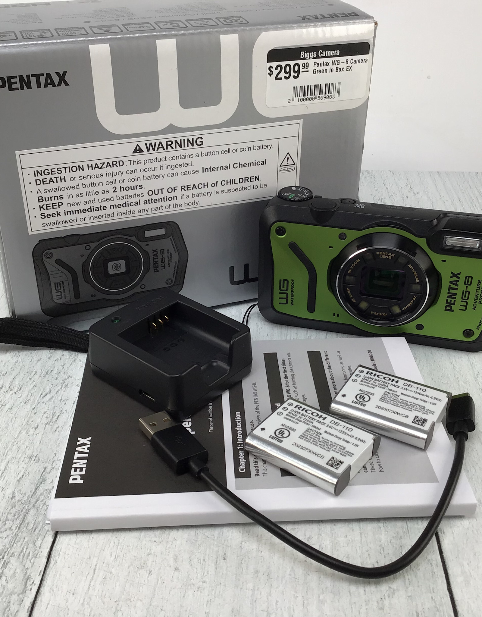 Pentax Pentax WG-8 Camera Green in Box EX