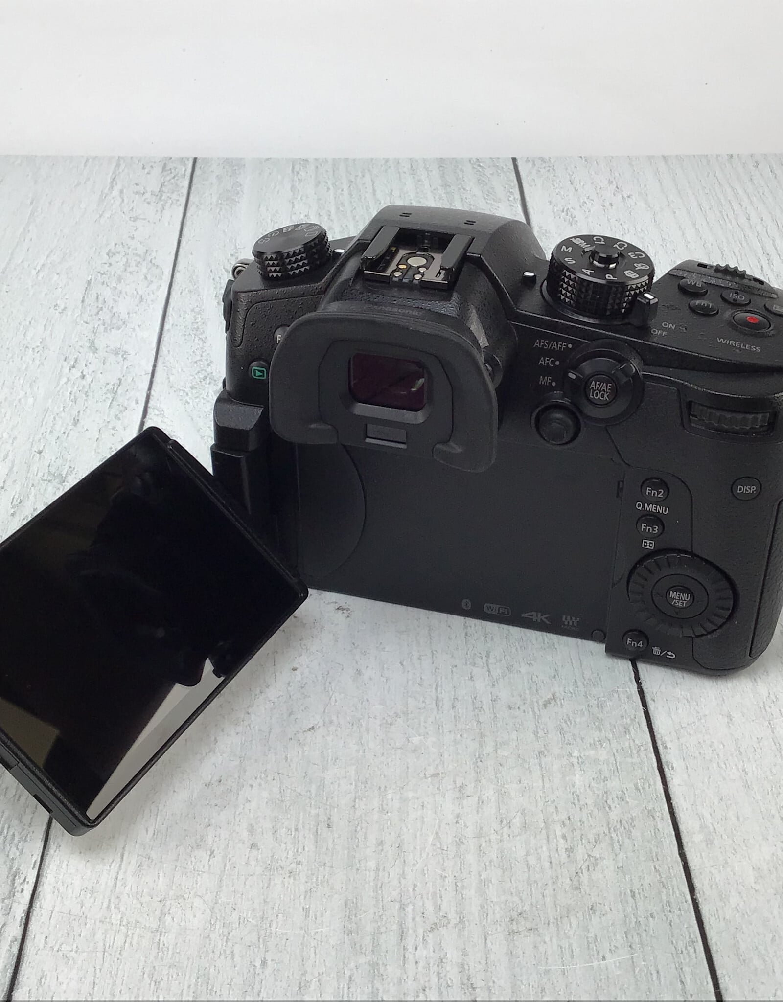 PANASONIC Panasonic Lumix GH5 Camera Body Used Good