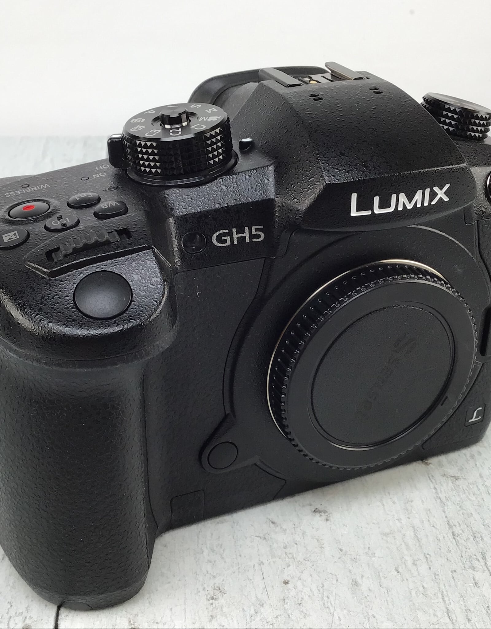 PANASONIC Panasonic Lumix GH5 Camera Body Used Good