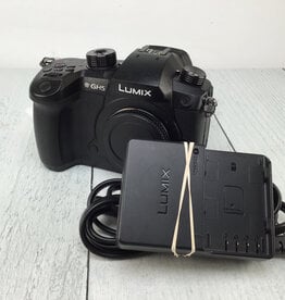 PANASONIC Panasonic Lumix GH5 Camera Body Used Good