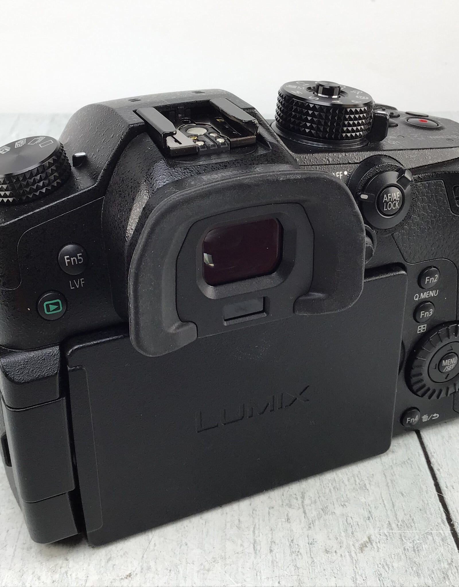 PANASONIC Panasonic Lumix GH5 Camera Body Used Good