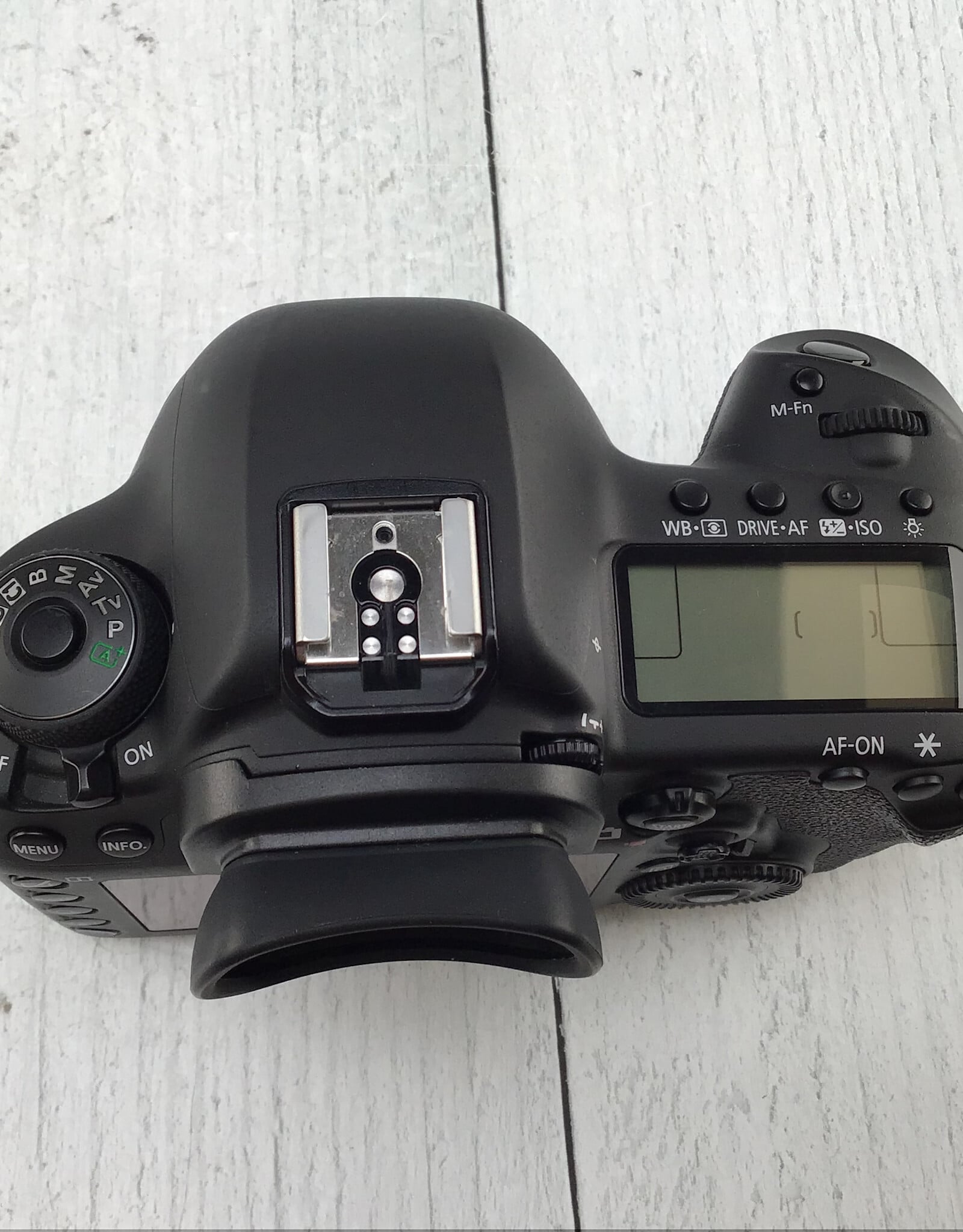 CANON Canon EOS 5D Mark IV Camera Body Used Good