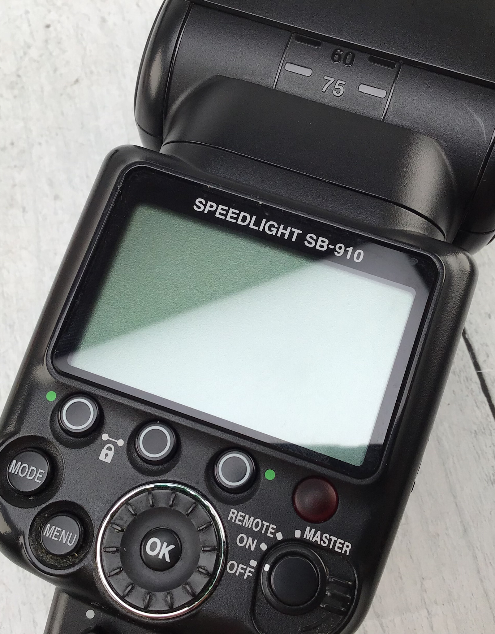 NIKON Nikon Speedlight SB-910 Flash Used Good