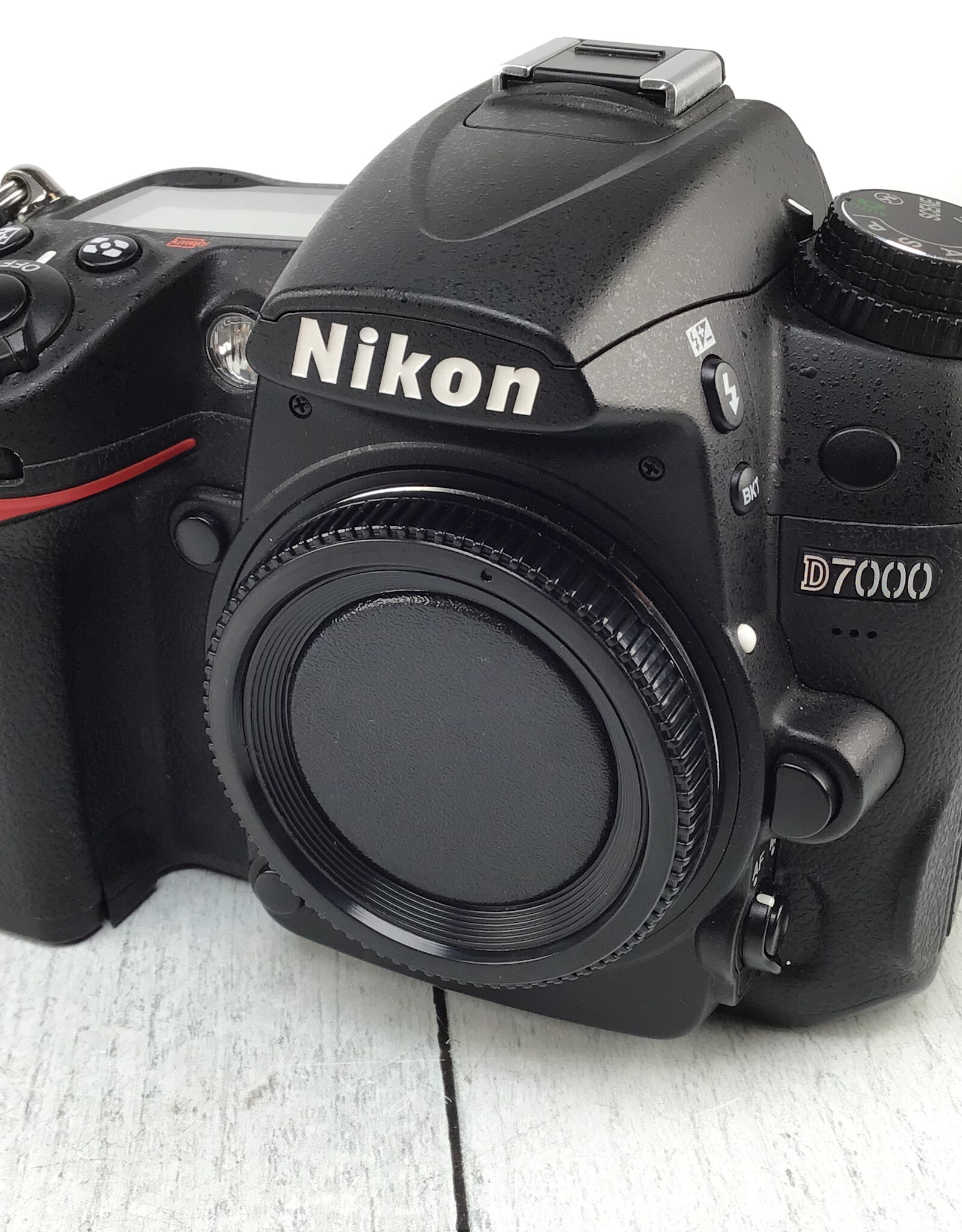 NIKON Nikon D7000 Camera Body Used Fair