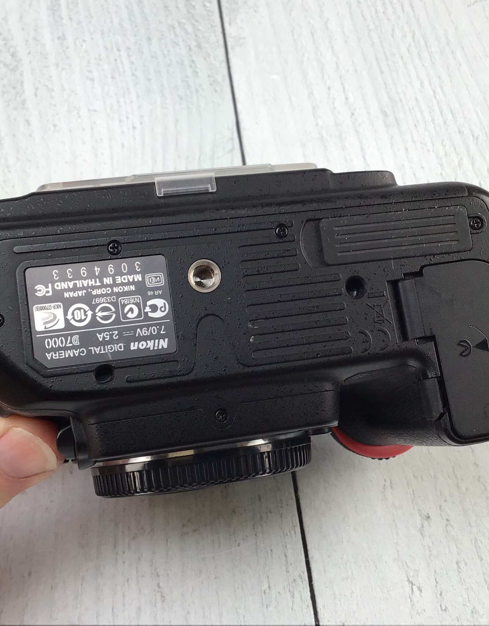 NIKON Nikon D7000 Camera Body Used Fair