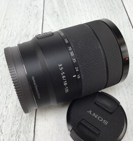 SONY Sony E 18-135mm f3.5-5.6 OSS Lens Used Good