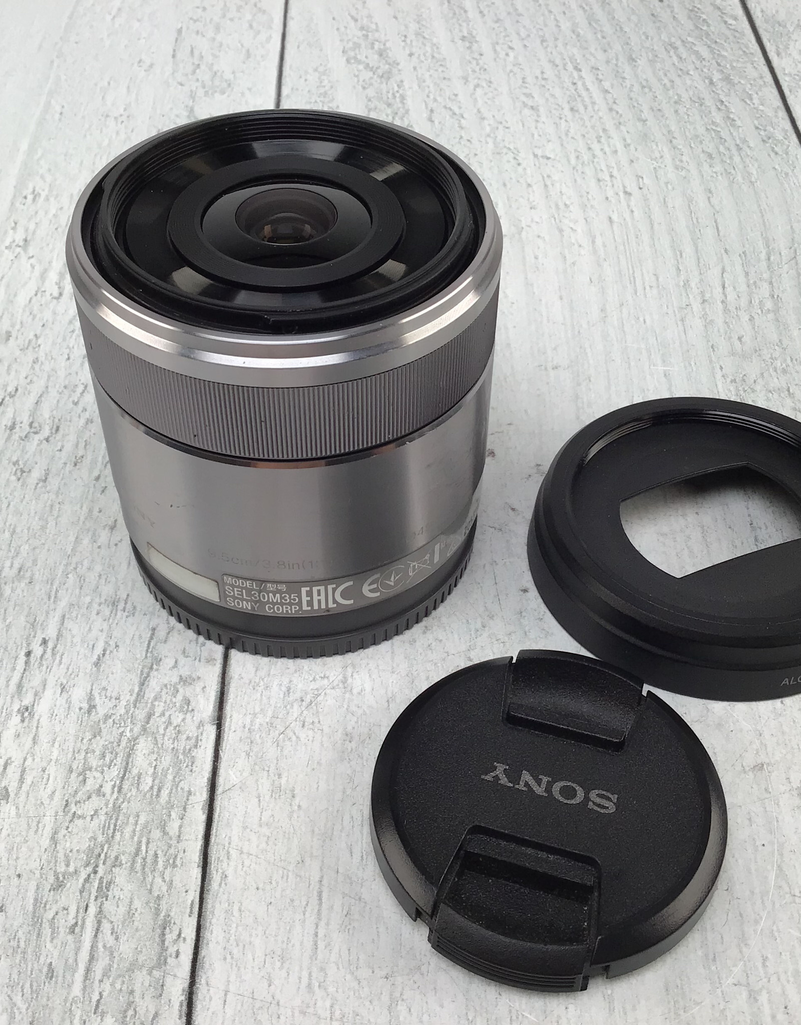 SONY Sony E 30mm f3.5 Macro Lens Used Fair