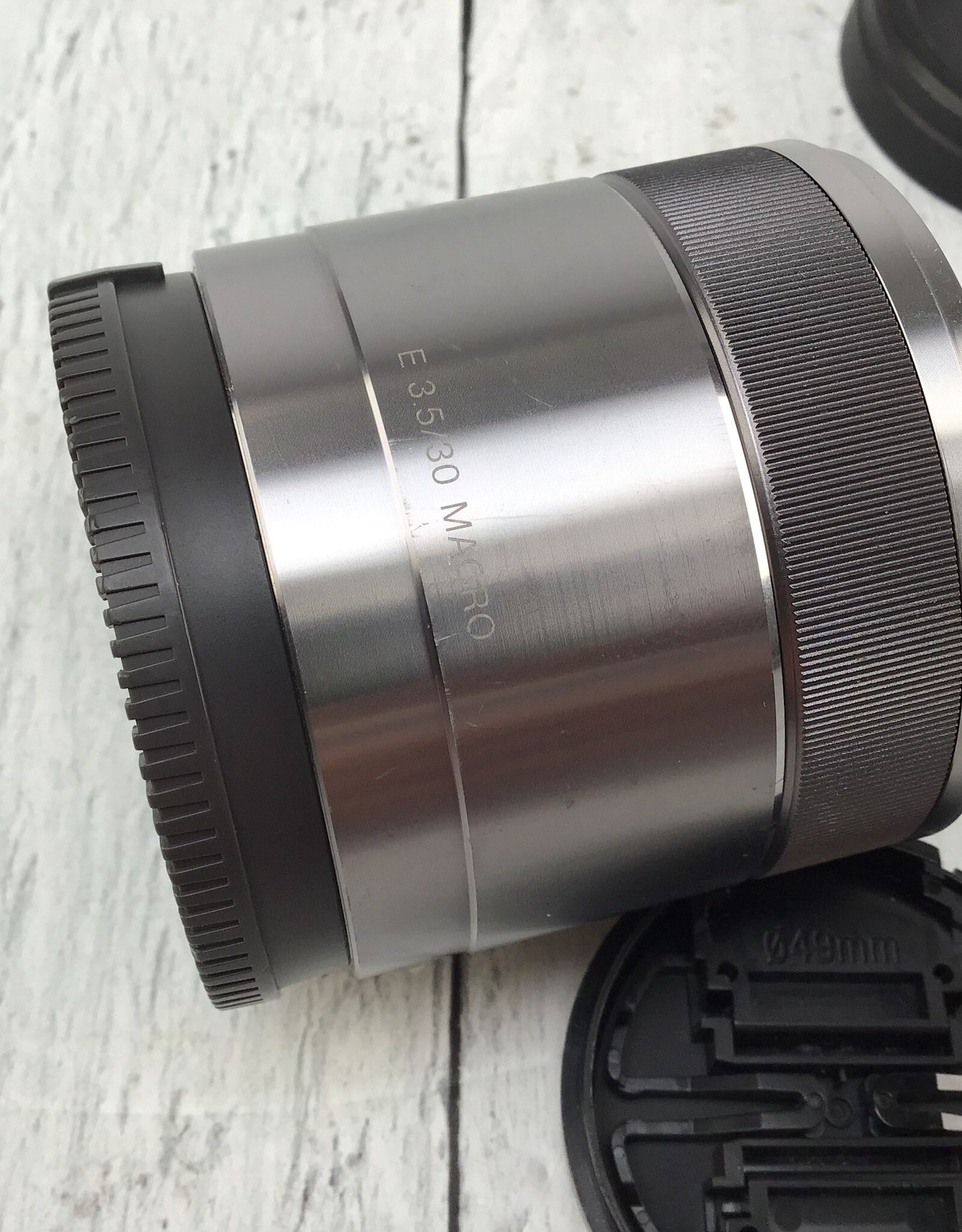 SONY Sony E 30mm f3.5 Macro Lens Used Fair