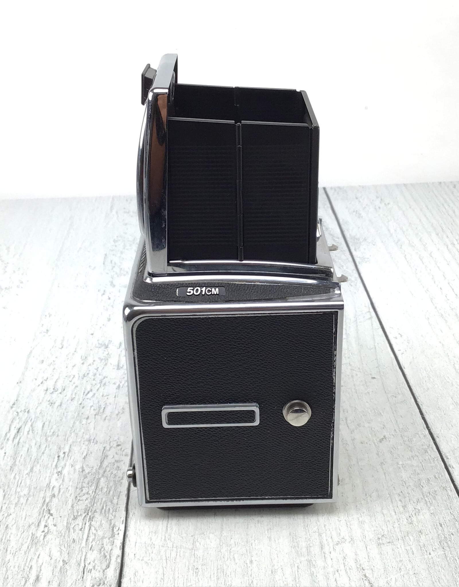 Hasselblad Hasselblad 501CM Camera w/ Waist Level Used Fair