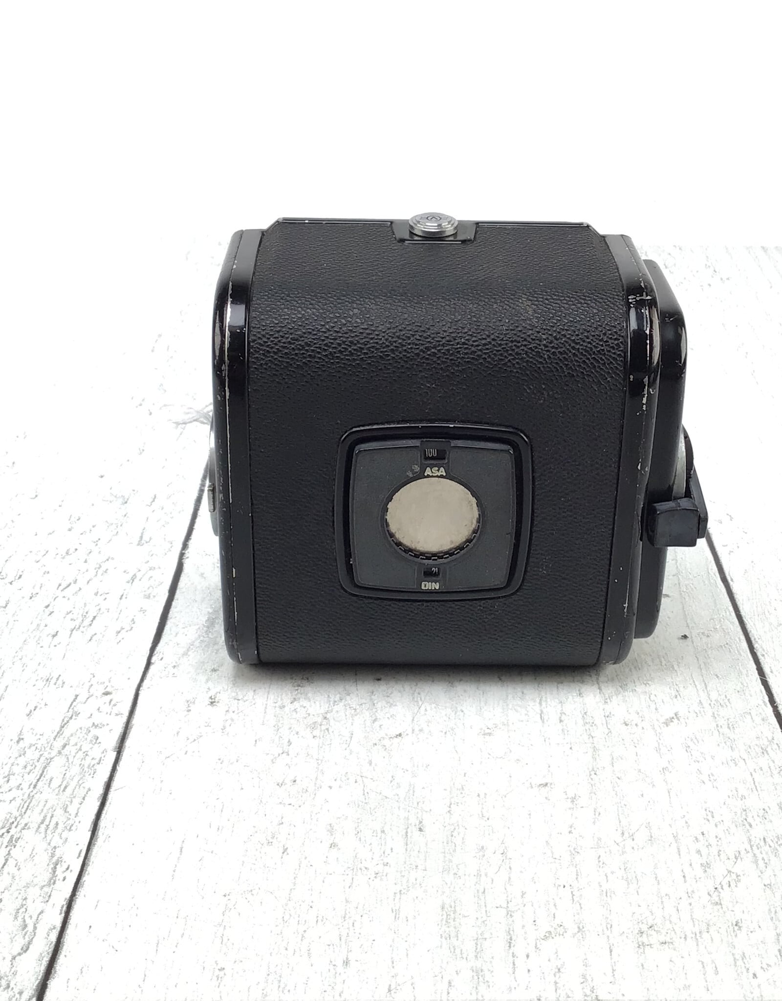 Hasselblad Hasselblad A12 120 Film Back For Parts Used AS IS