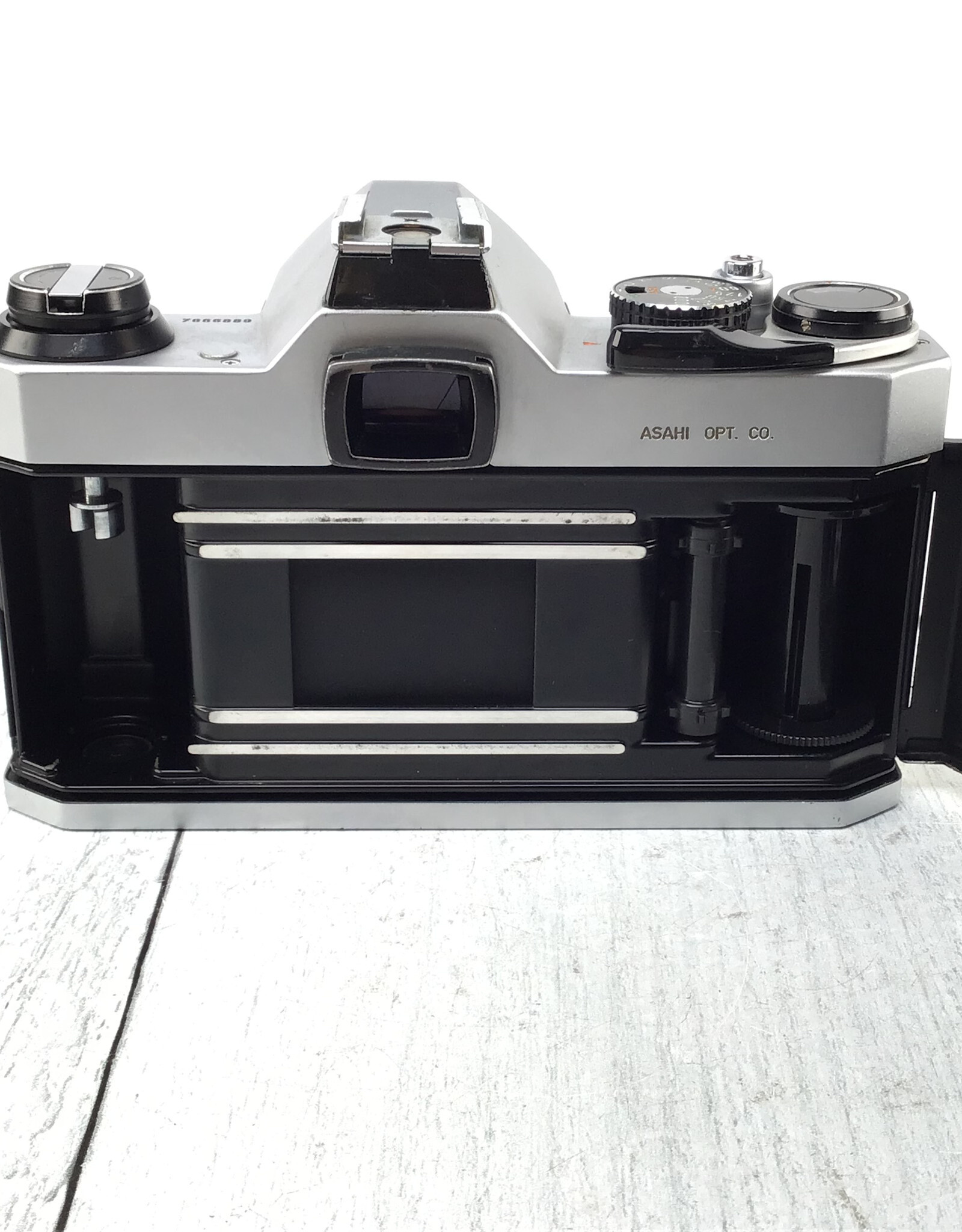 Pentax Pentax K1000 Camera w/ 50mm f2 Used Good